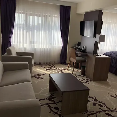 Отель New Belvedere 5*