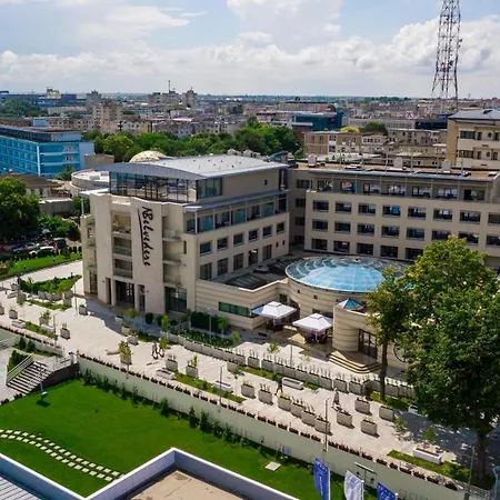 Отель New Belvedere