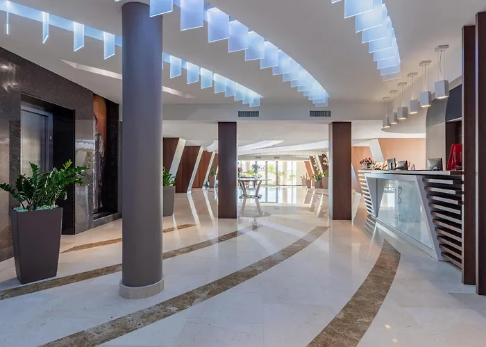 Hotell New Belvedere Mangalia