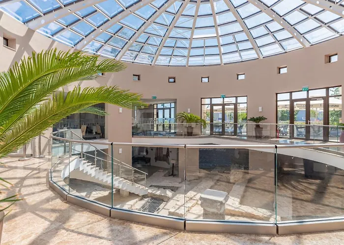 New Belvedere Hotell