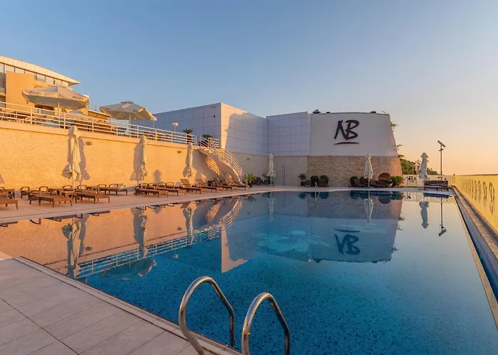 Hotell New Belvedere 5*