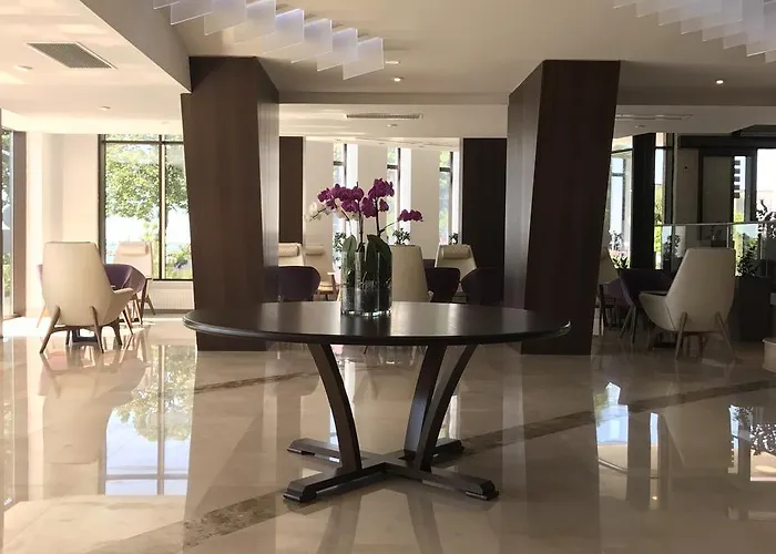 New Belvedere Hotell 5*